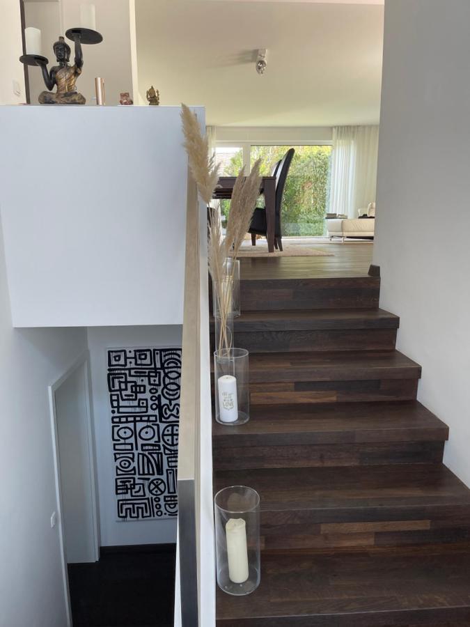 Gemuetliche Villa Am Waldrand In Taunusstein Extérieur photo