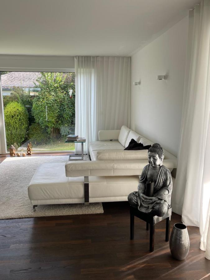 Gemuetliche Villa Am Waldrand In Taunusstein Extérieur photo